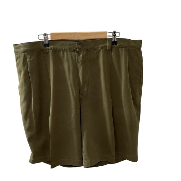 Tommy Bahama 100% silk, Relax fit, size 42 men’s shorts - Picture 6 of 6